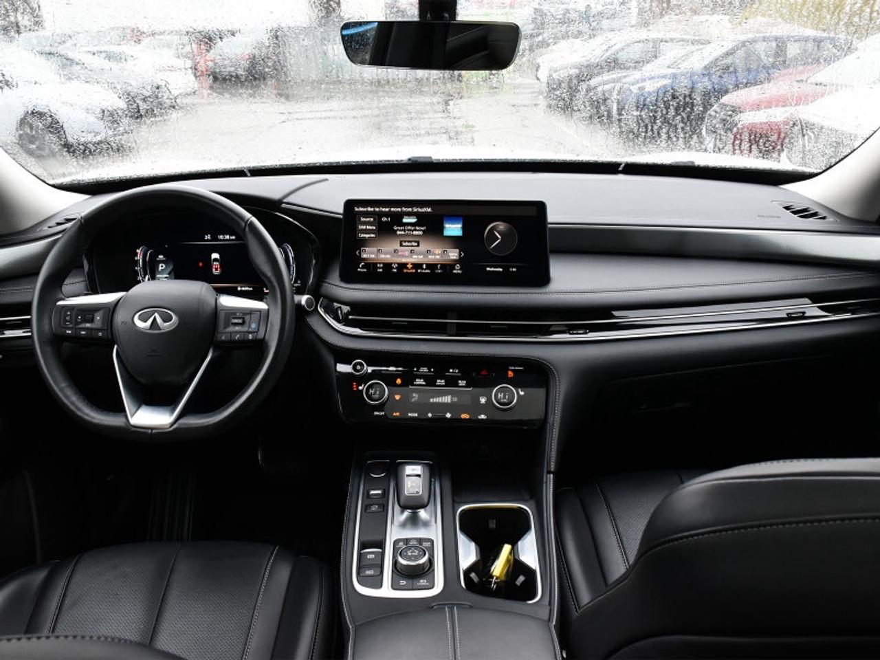 2025 Infiniti QX60 LUXE AWD-360 Camera  Navi  Roof  Leather  7 Seater Photo