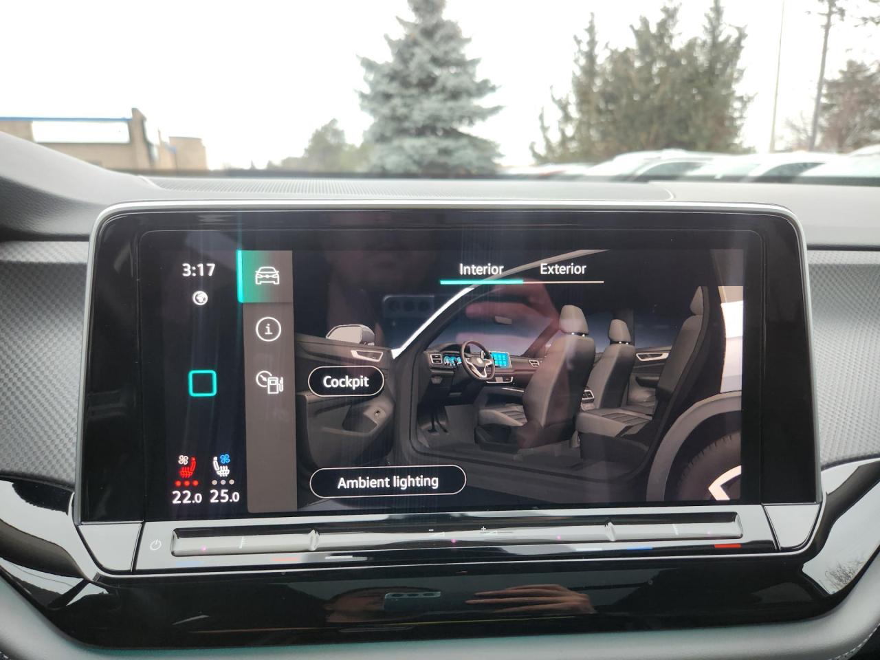 2024 Volkswagen Atlas PEAK EDITION, PANOROOF PKG, CARPLAY,REMOTE STARTER Photo