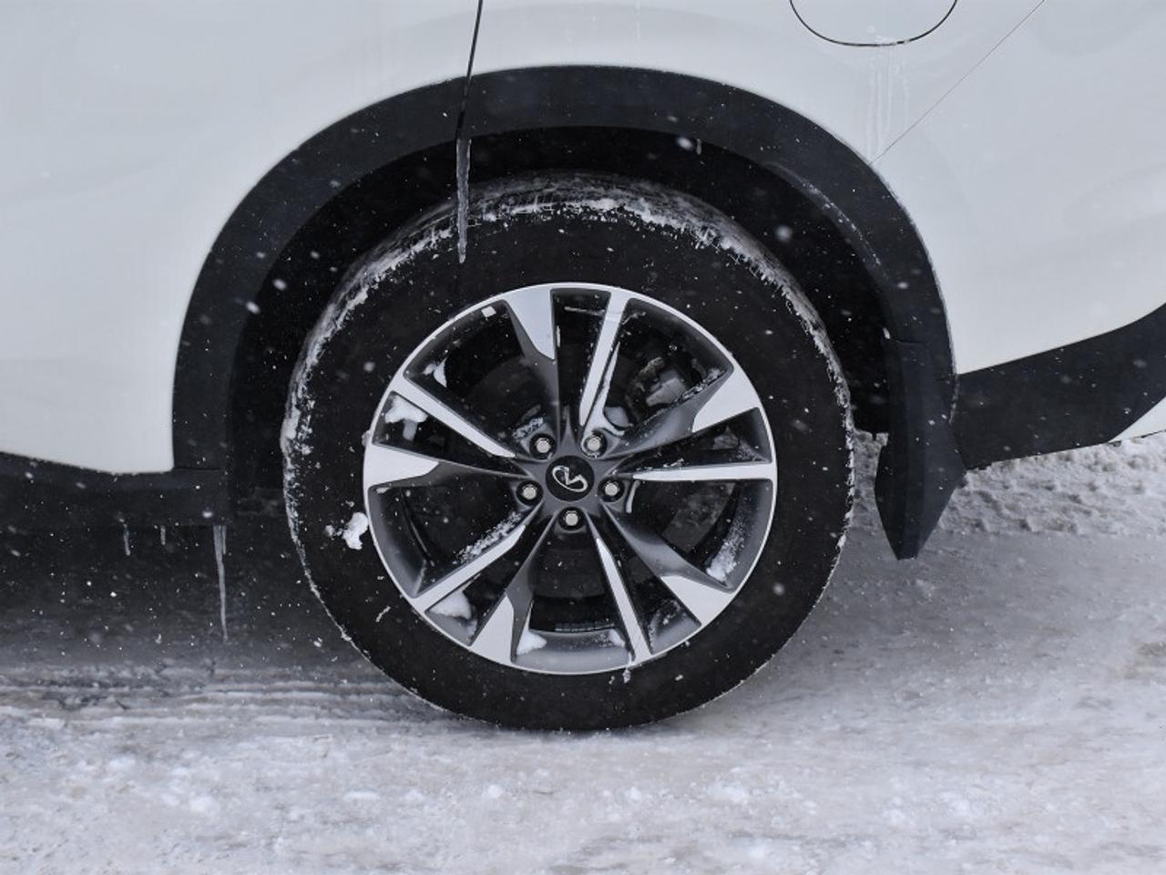 2025 Infiniti QX60 LUXE AWD-360 Camera  Navi  Roof  Leather  7 Seater Photo