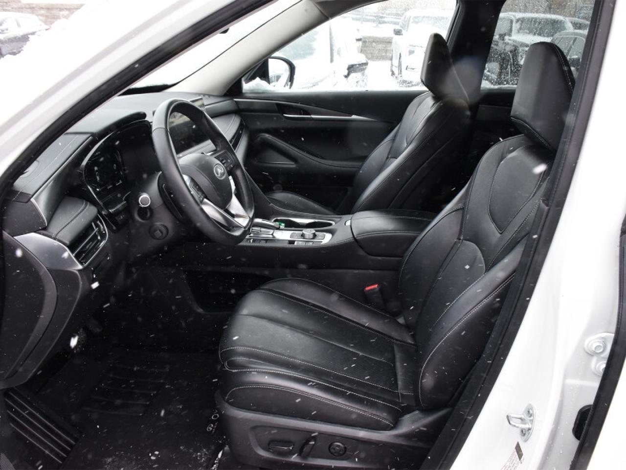 2025 Infiniti QX60 LUXE AWD-360 Camera  Navi  Roof  Leather  7 Seater Photo