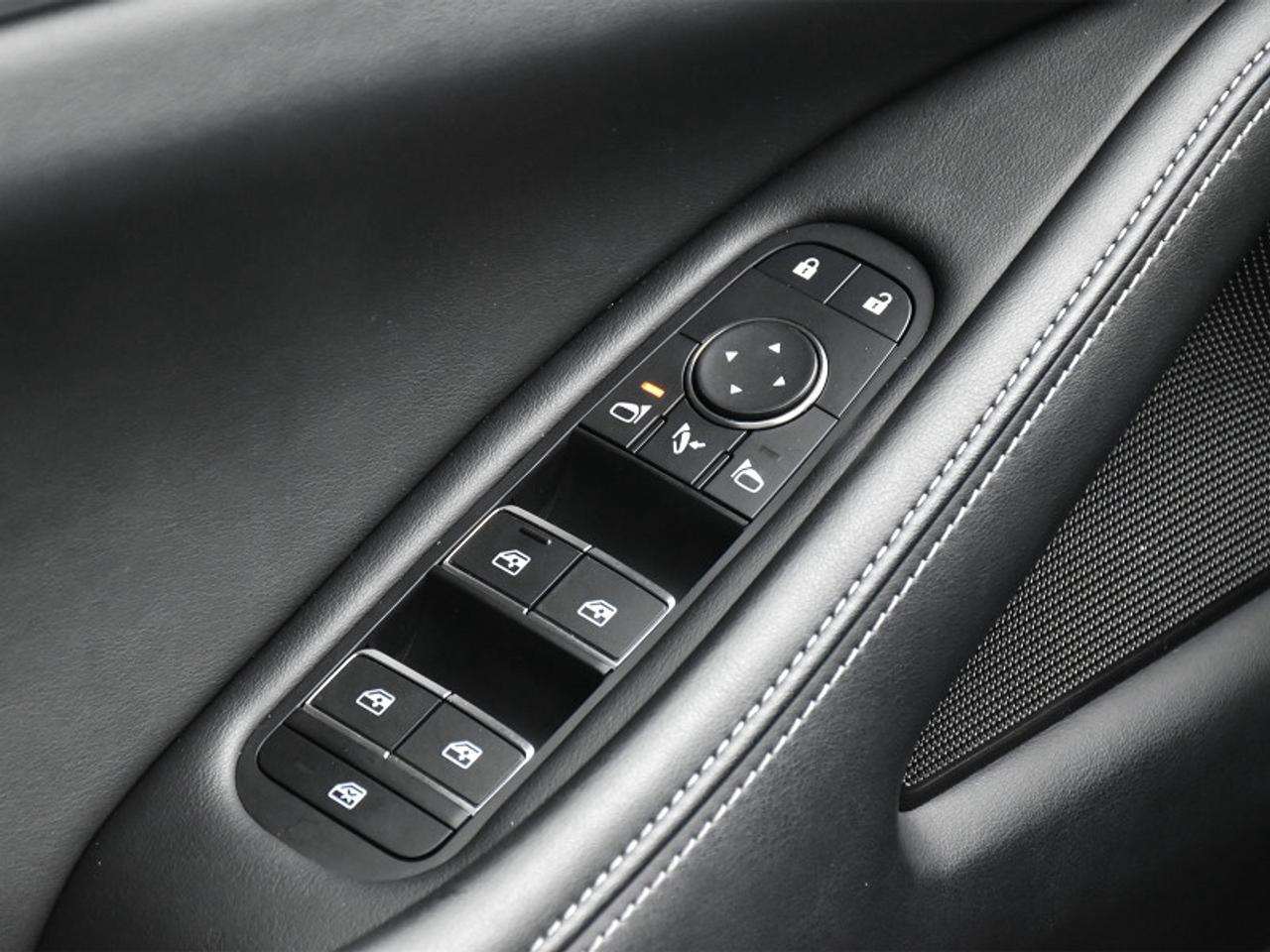 2025 Infiniti QX60 LUXE AWD-360 Camera  Navi  Roof  Leather  7 Seater Photo