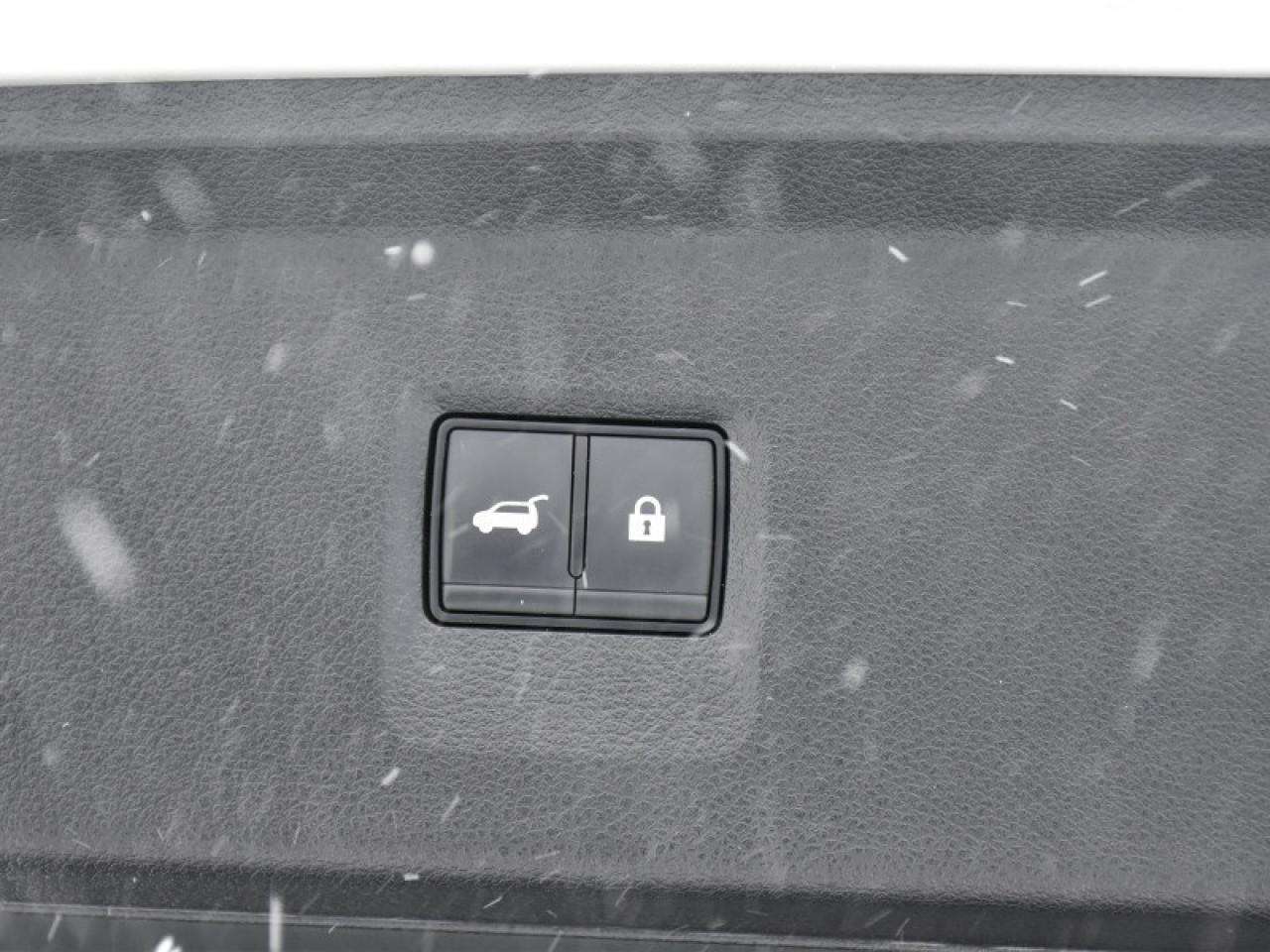 2025 Infiniti QX60 LUXE AWD-360 Camera  Navi  Roof  Leather  7 Seater Photo