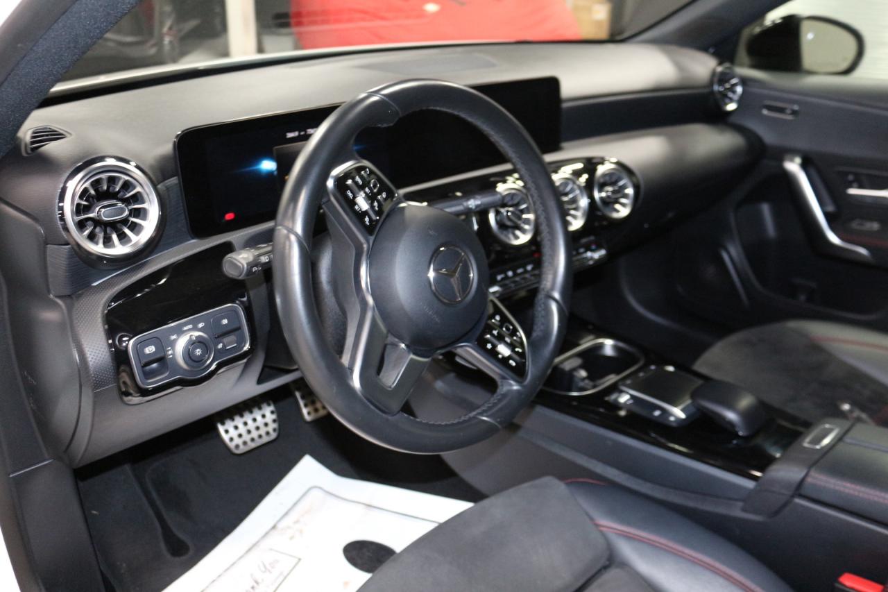 2022 Mercedes-Benz A-Class A 250 4MATIC AMG PKG NIGHHT PKG BLIND SPOT Photo