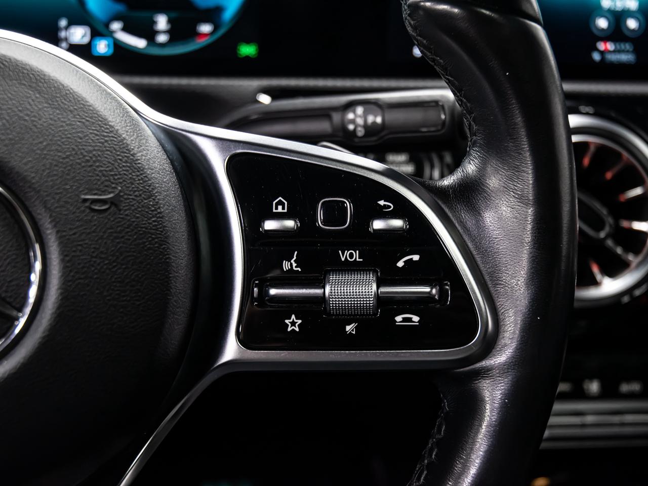 2022 Mercedes-Benz A-Class A 250 4MATIC AMG PKG NIGHHT PKG BLIND SPOT Photo