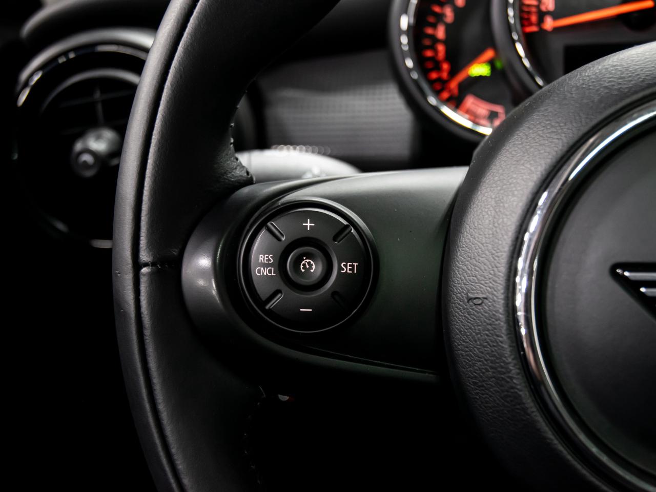 2020 MINI 3 Door COOPER FWD REAR VIEW CAMERA AUTOMATIC PANORAMIC Photo4