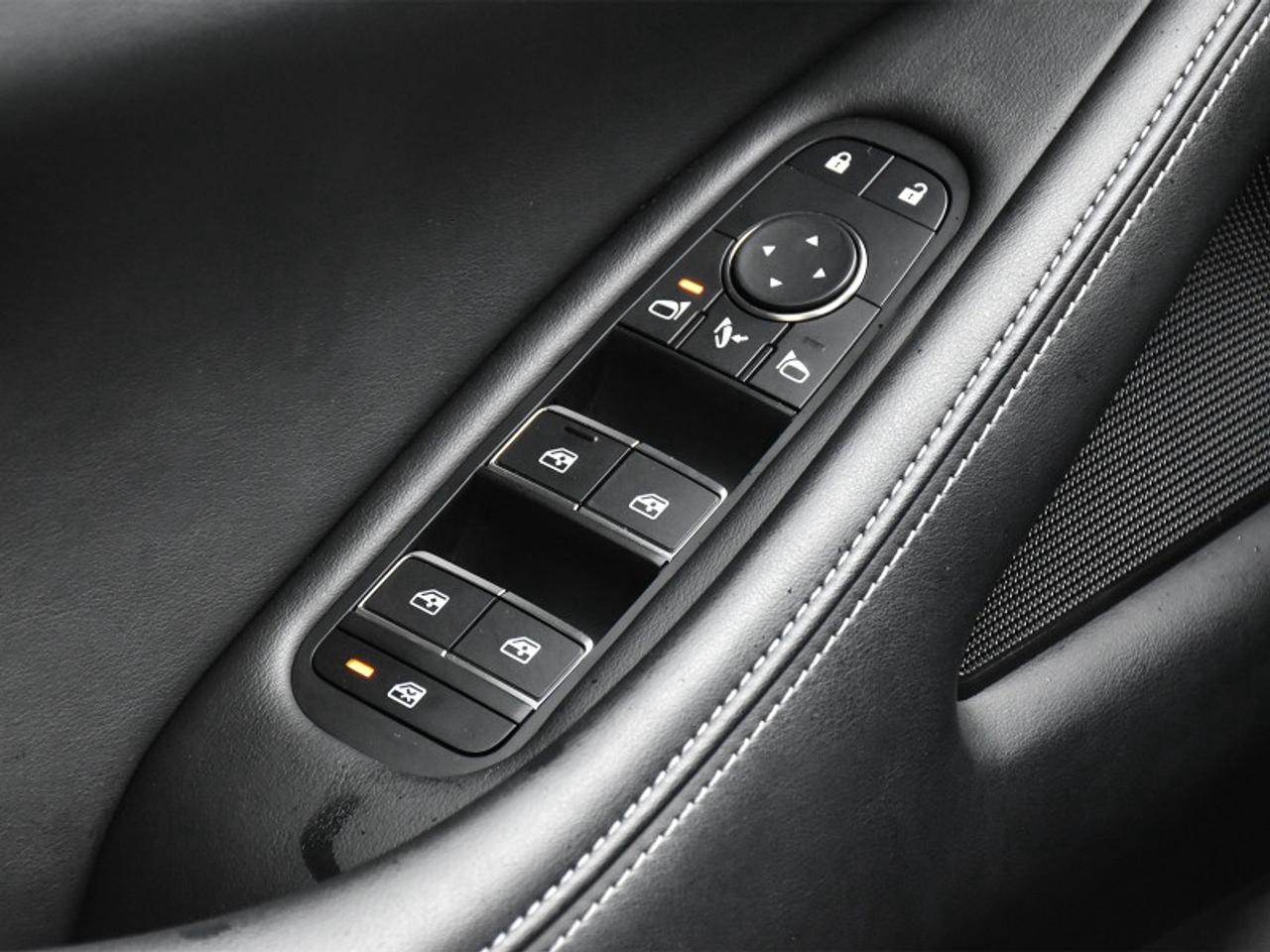 2025 Infiniti QX60 LUXE AWD-360 Camera  Navi  Roof  Leather  7 Seater Photo