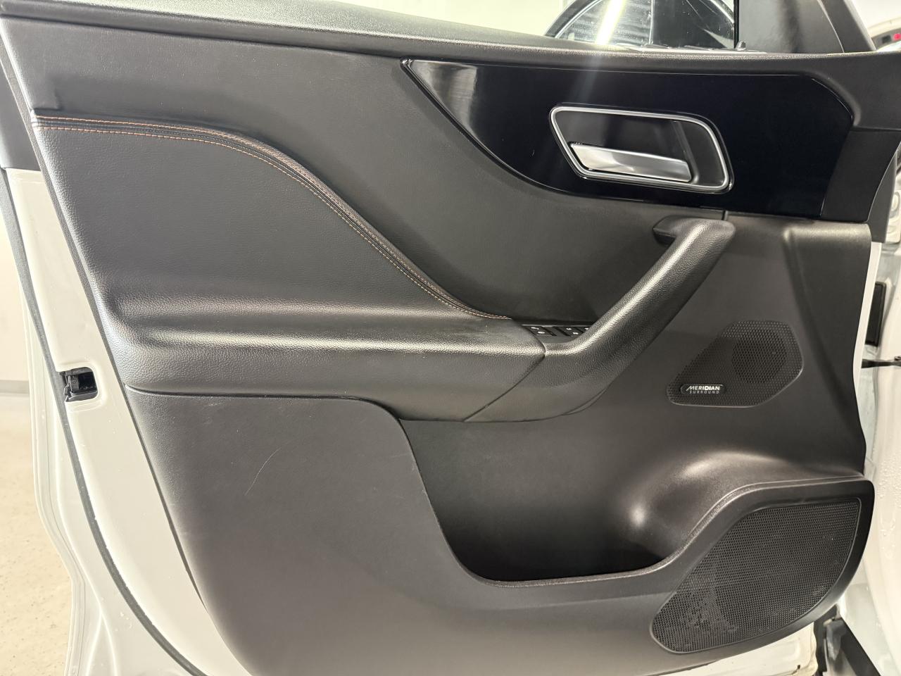 2020 Jaguar F-PACE No Accident l 30T l Prestige l AWD l 2.0 l 4Cyl Photo