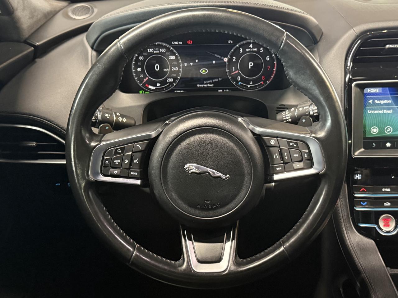 2020 Jaguar F-PACE No Accident l 30T l Prestige l AWD l 2.0 l 4Cyl Photo