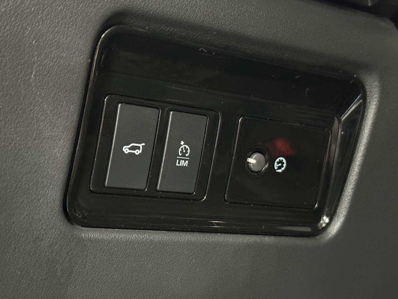 2020 Jaguar F-PACE No Accident l 30T l Prestige l AWD l 2.0 l 4Cyl Photo