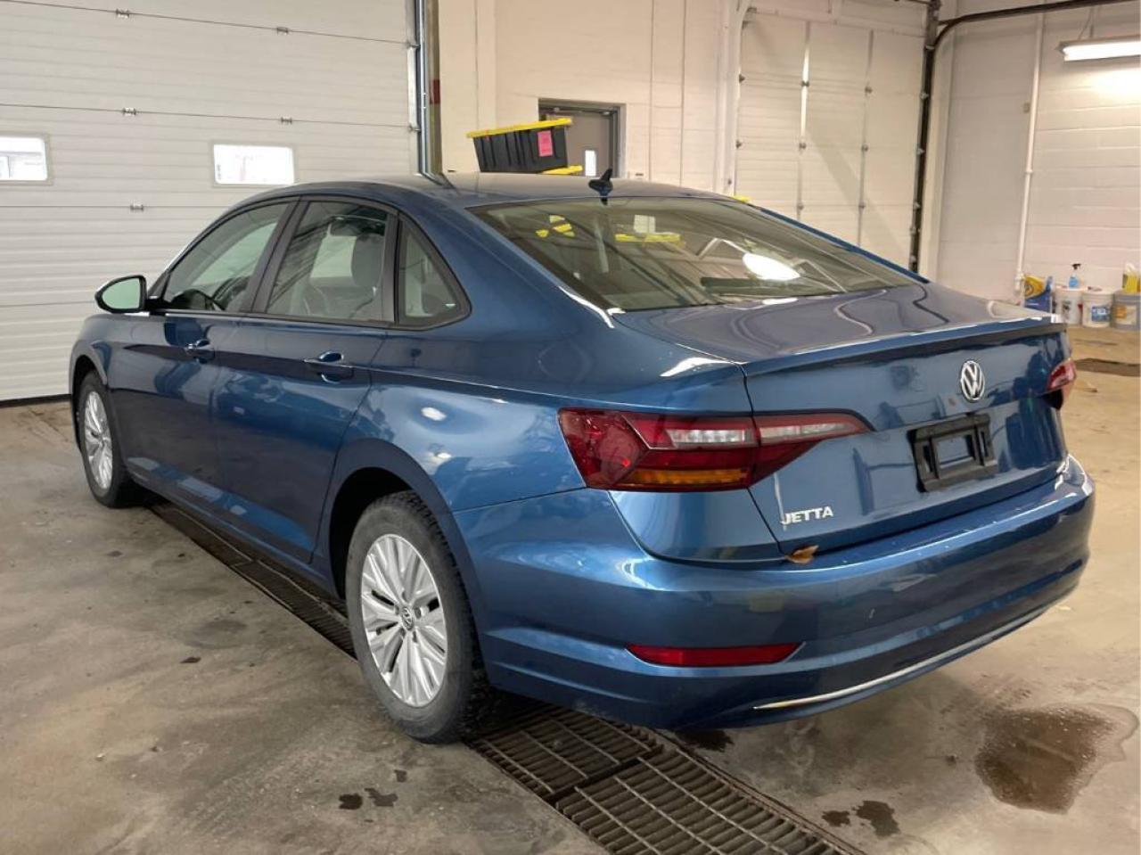 2019 Volkswagen Jetta No Accident l 6Spd l Comfortline l FWD l 2.0L l Photo