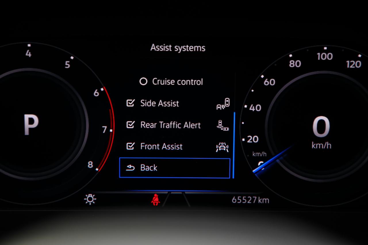 2024 Volkswagen Tiguan COMFORTLINE AWD PANOROOF ADAPTIVCRUZ CARPLAY CAM Photo