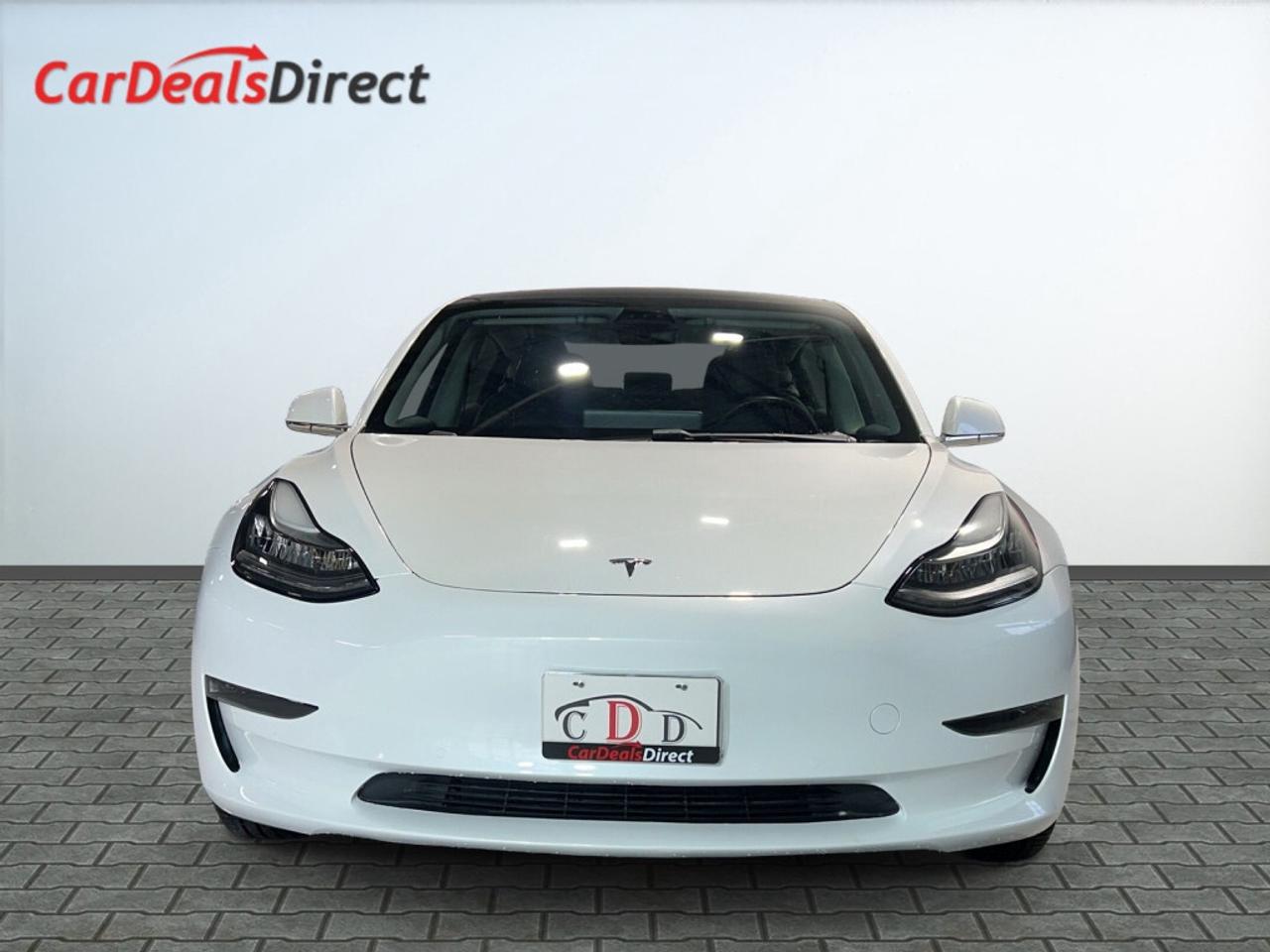 2020 Tesla Model 3 Standard Range Plus / Excellent Condition/Leather/ Photo