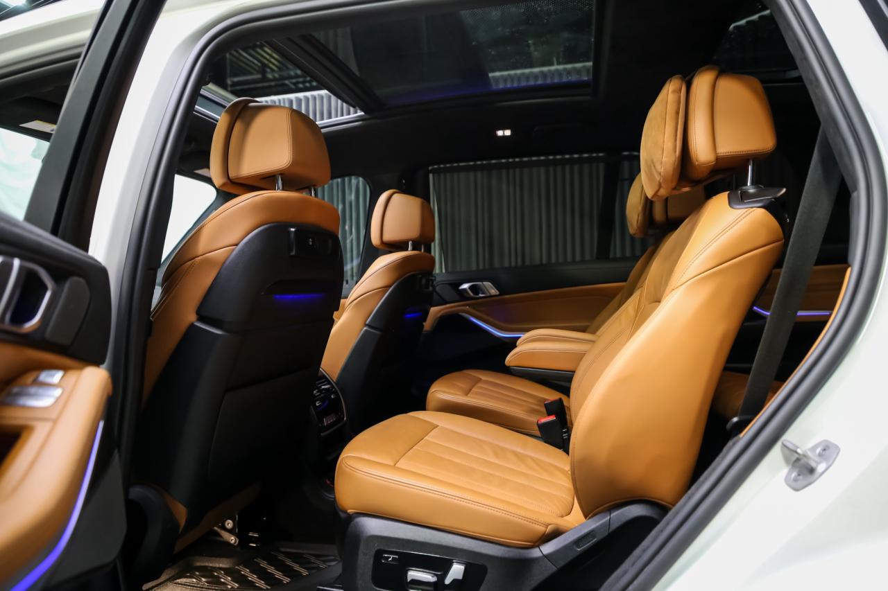 2022 BMW X7 XDrive40i PREMIUM ENHANCED M-SPORT ADAPTVCRZ 6PASS Photo