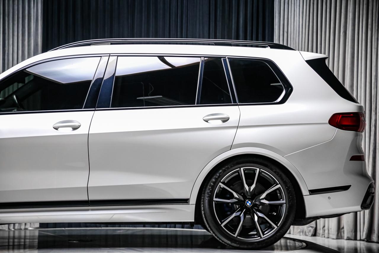 2022 BMW X7 XDrive40i PREMIUM ENHANCED M-SPORT ADAPTVCRZ 6PASS Photo