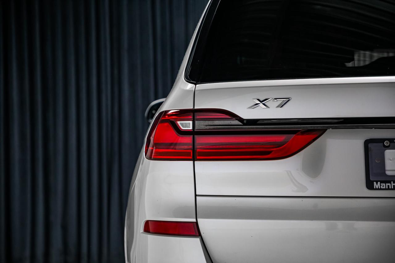 2022 BMW X7 XDrive40i PREMIUM ENHANCED M-SPORT ADAPTVCRZ 6PASS Photo