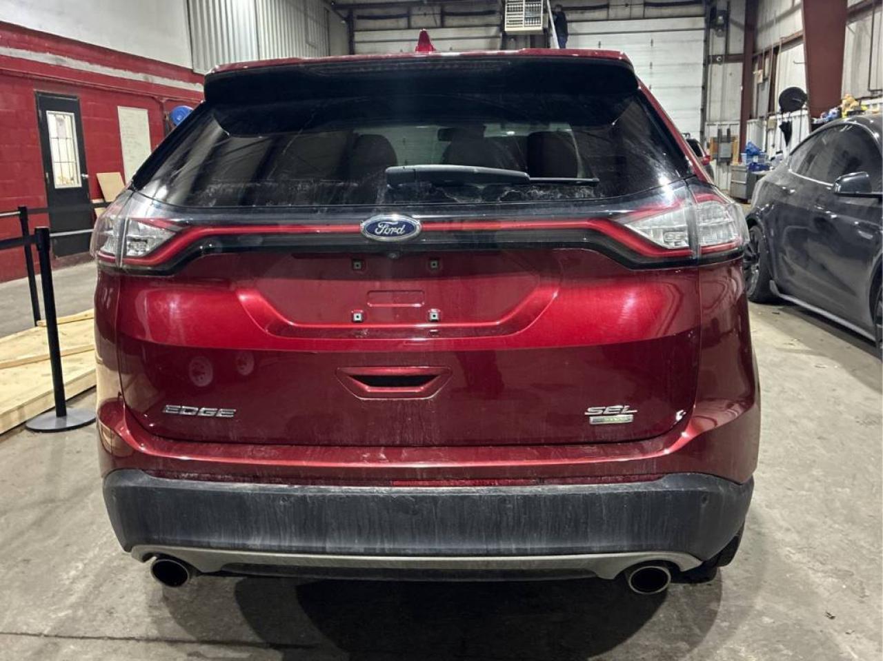 2018 Ford Edge SEL l FWD l 2.0L l 4Cyl l Rear Cam + Sensors l Photo