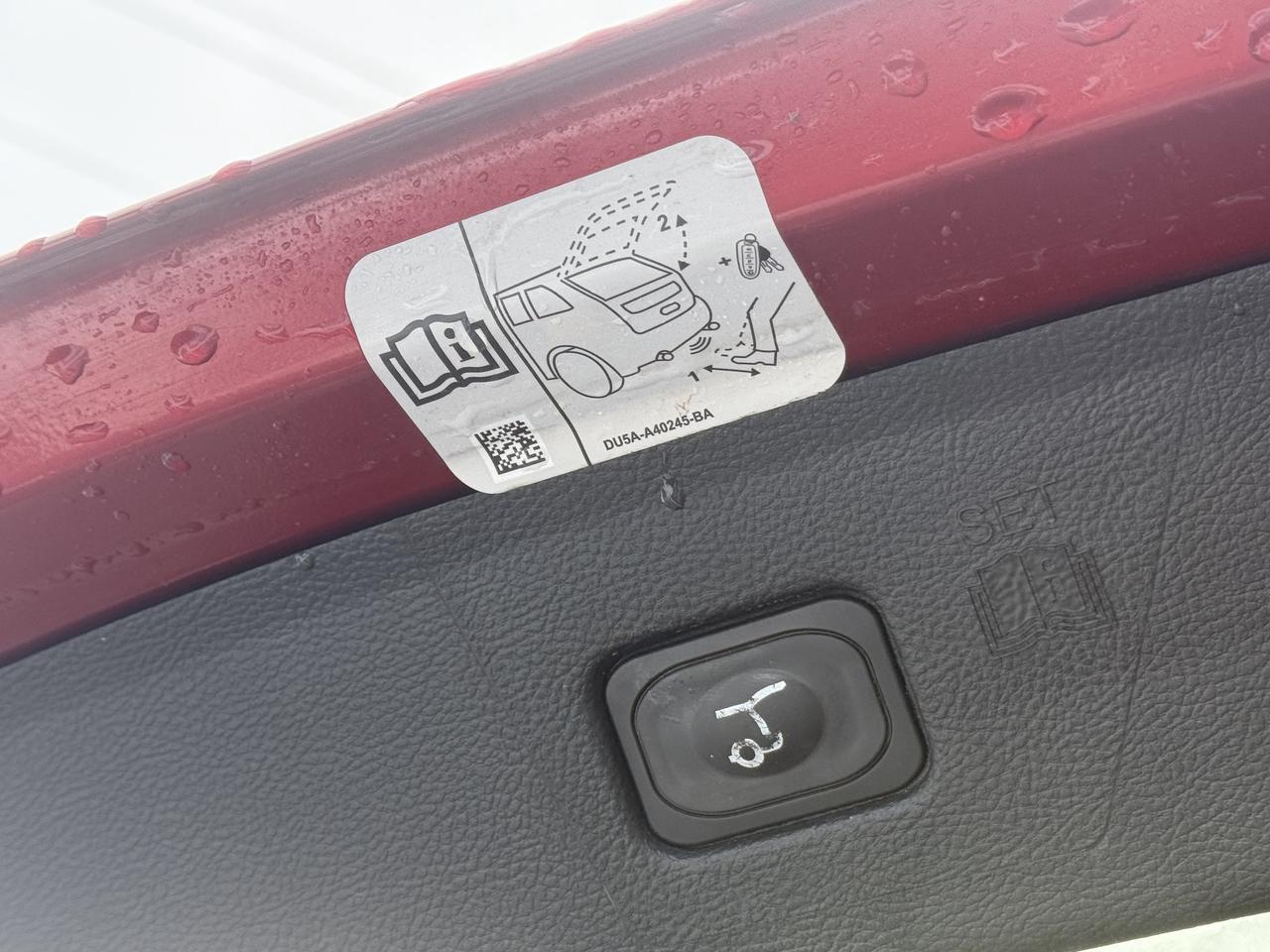 2018 Ford Edge SEL l APwrOp l 2.0L l 4Cyl l Rear Cam + Sensors l Photo