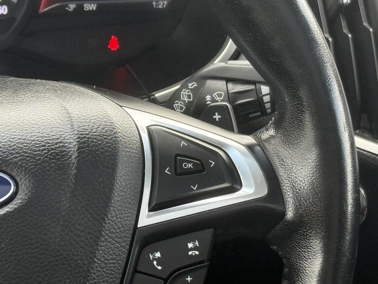 2018 Ford Edge SEL l APwrOp l 2.0L l 4Cyl l Rear Cam + Sensors l Photo