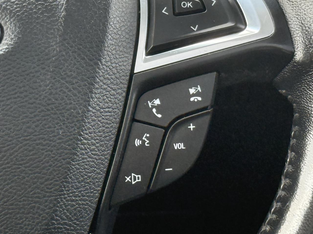 2018 Ford Edge SEL l APwrOp l 2.0L l 4Cyl l Rear Cam + Sensors l Photo