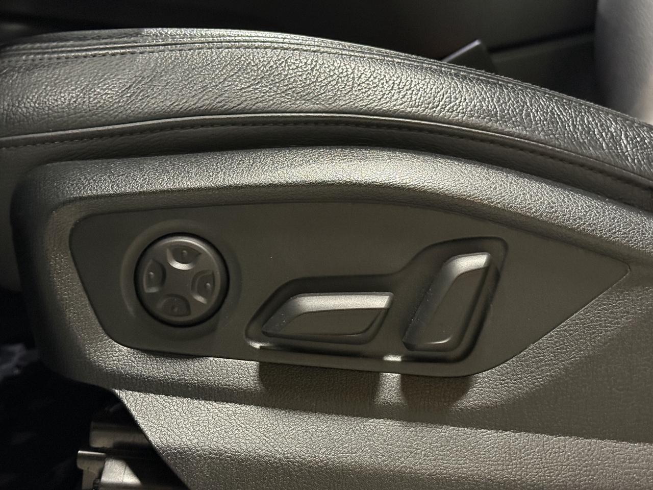 2019 Audi Q7 Progressiv l 55 TFSI l Quattro l AWD l S-Line Photo
