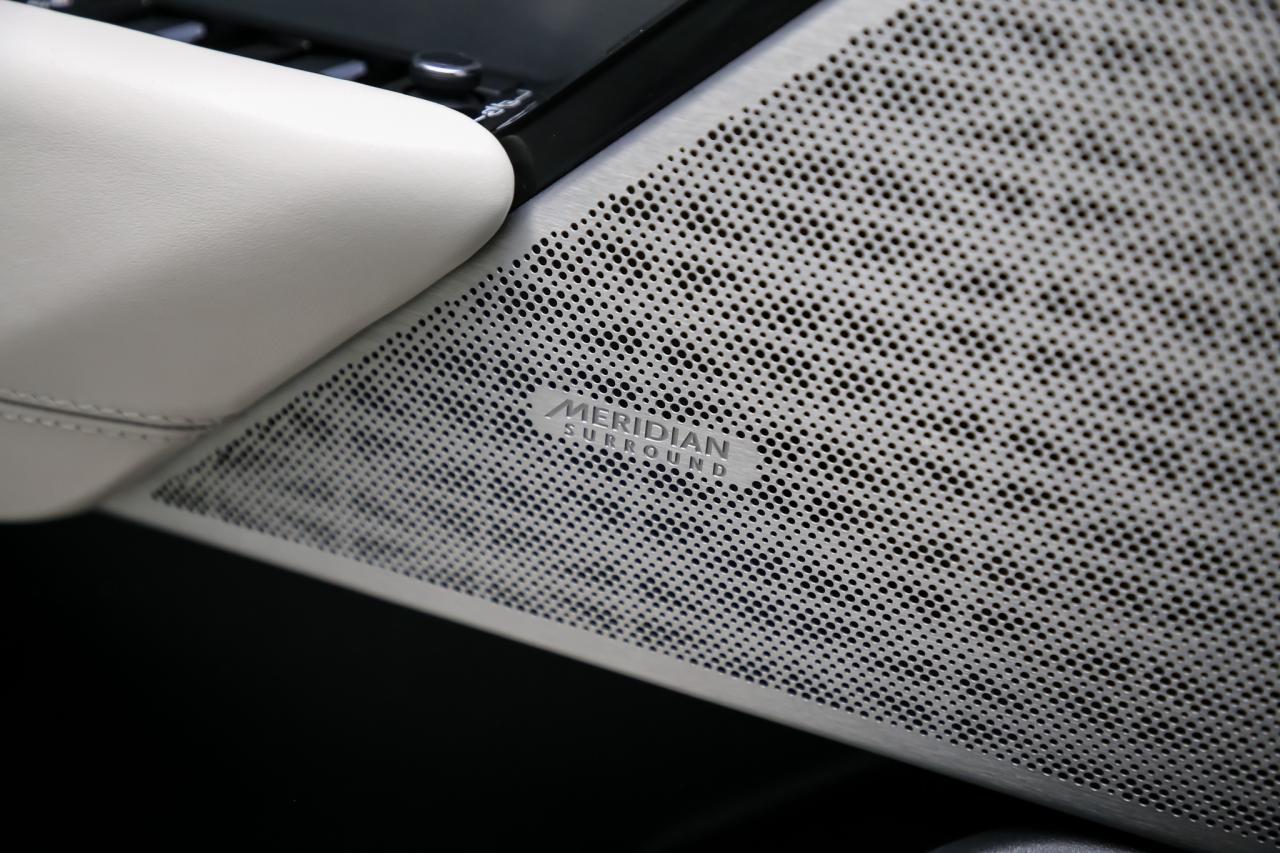 2020 Land Rover Range Rover Velar P380 R-DYNAMIC HSE V6 NOACCIDENT PANO LOADED 22s Photo