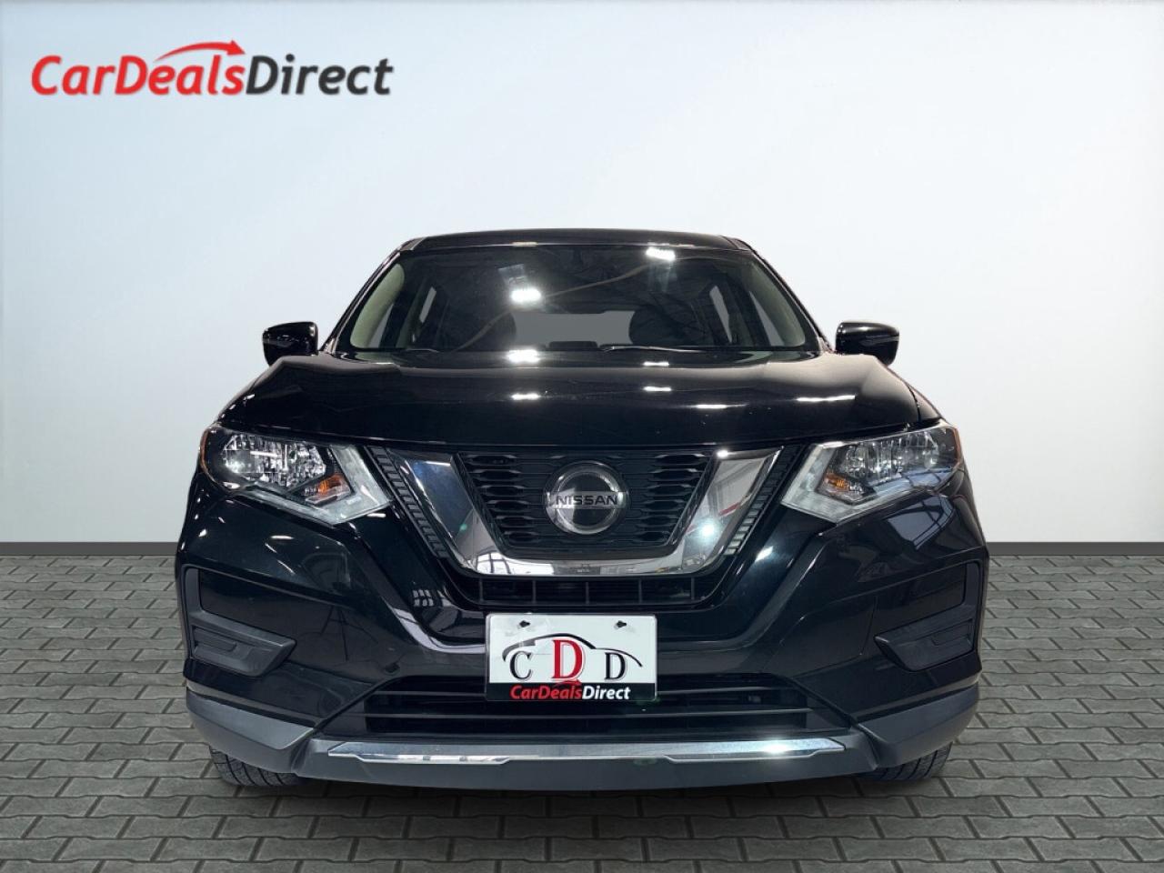 2018 Nissan Rogue S/Back Up Cam/Blueooth/Heated Seats/Clean Carfax Photo