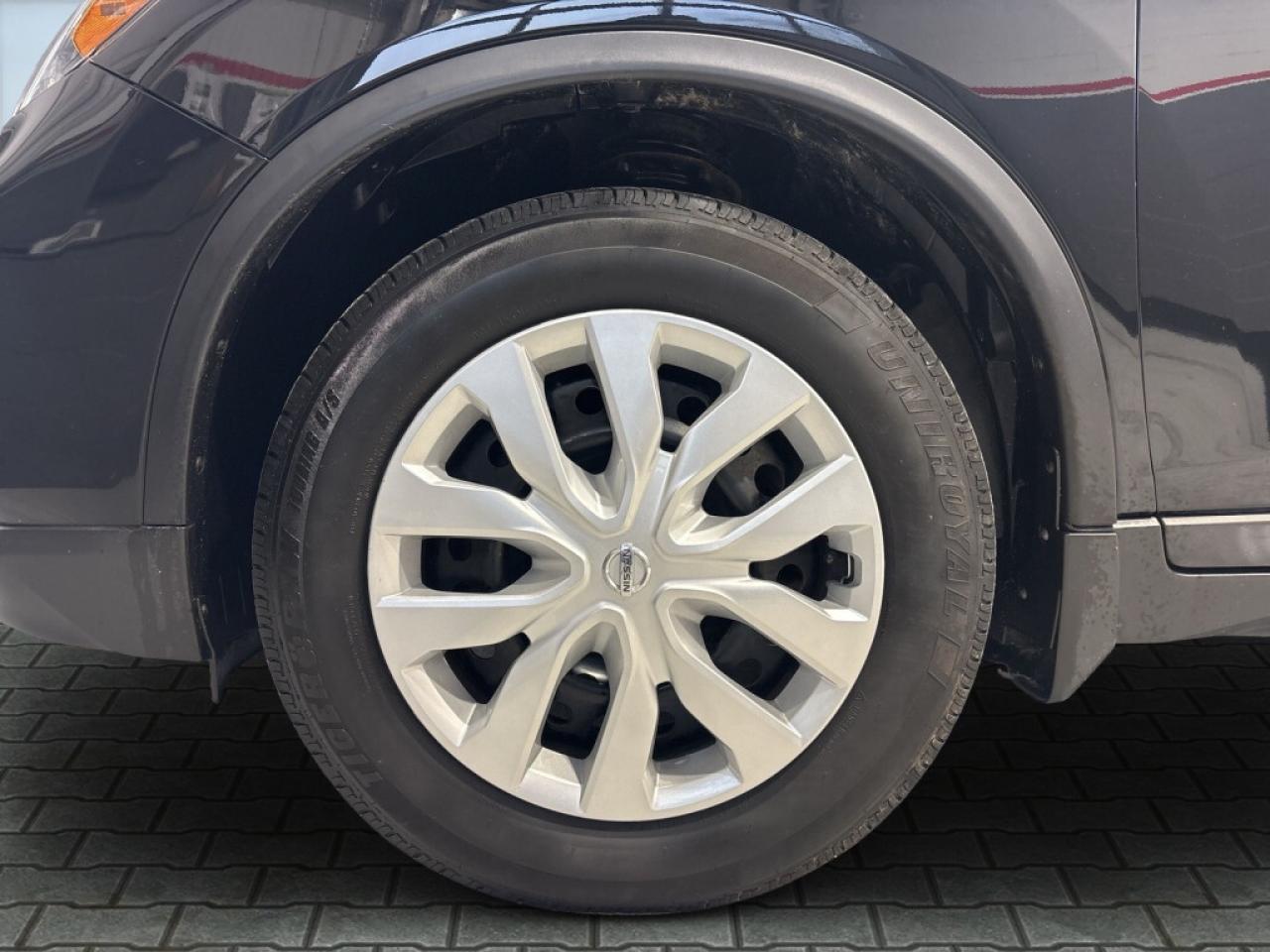 2018 Nissan Rogue S/Back Up Cam/Blueooth/Heated Seats/Clean Carfax Photo