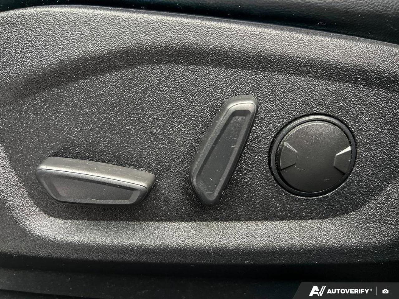 2024 Ford Edge ST Line   MOONROOF   HTD STEER WHEEL MOONROOF   HT Photo