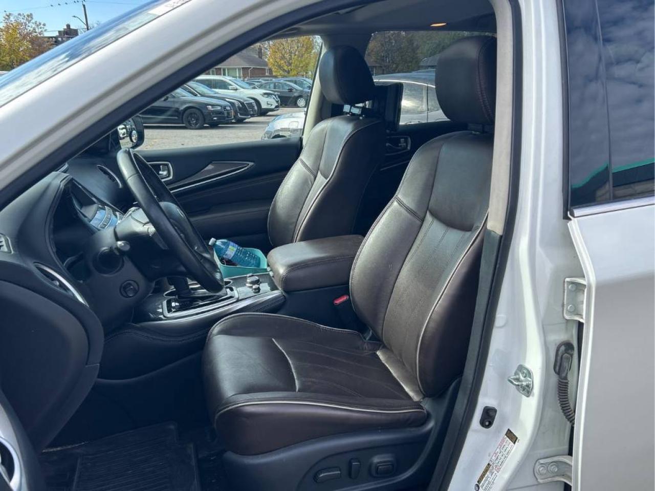 2018 Infiniti QX60 AWD l 3.6L l V6 l 360 CAM l Leather l TV Install l Photo3