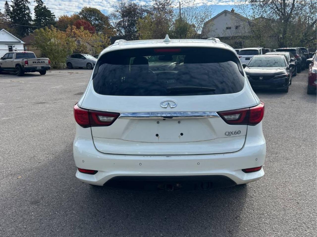 2018 Infiniti QX60 AWD l 3.6L l V6 l 360 CAM l Leather l TV Install l Photo