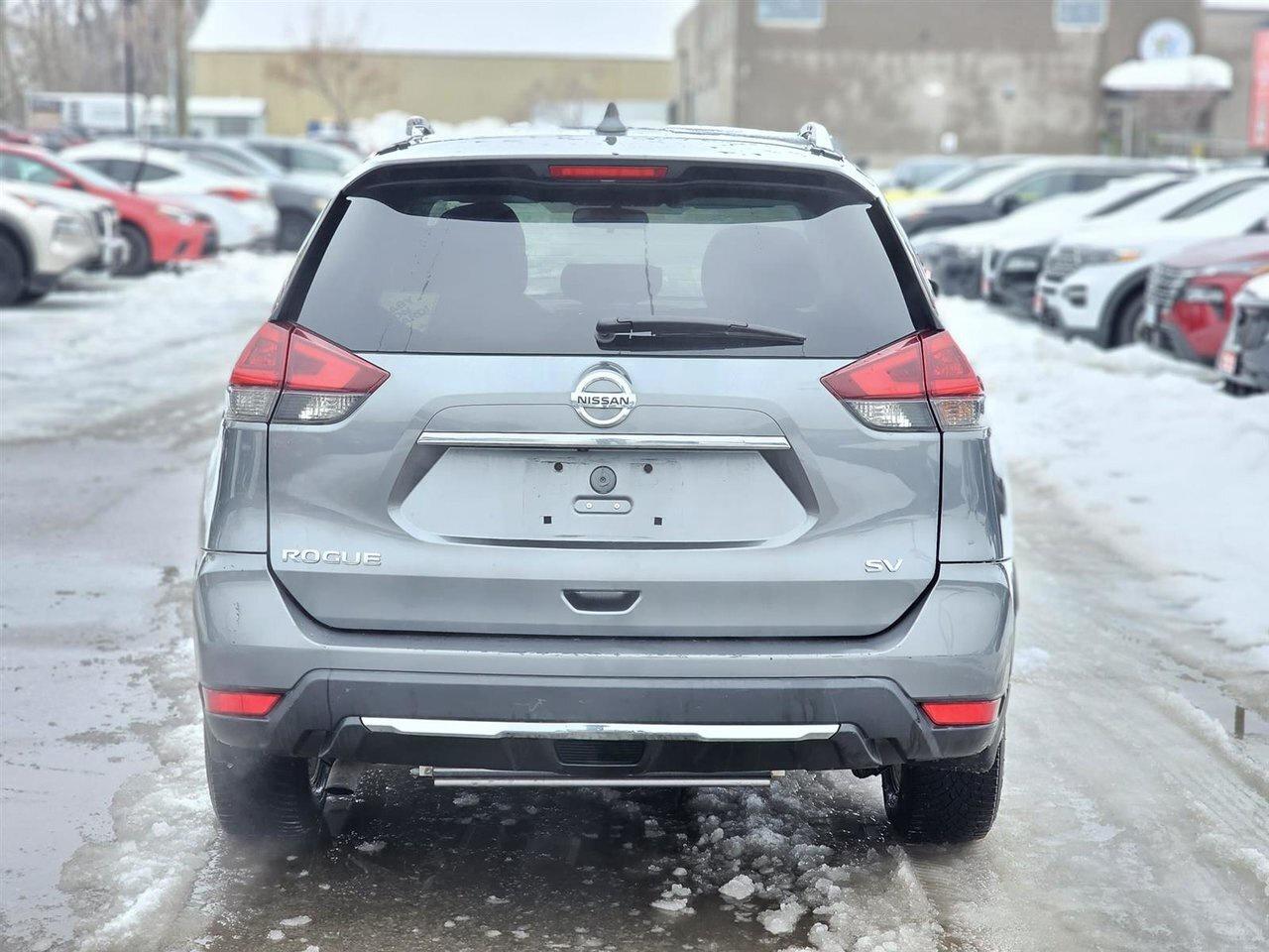 2018 Nissan Rogue SV FWD ALLOYS   HEATED SEATS   REMOTE START   REAR Photo