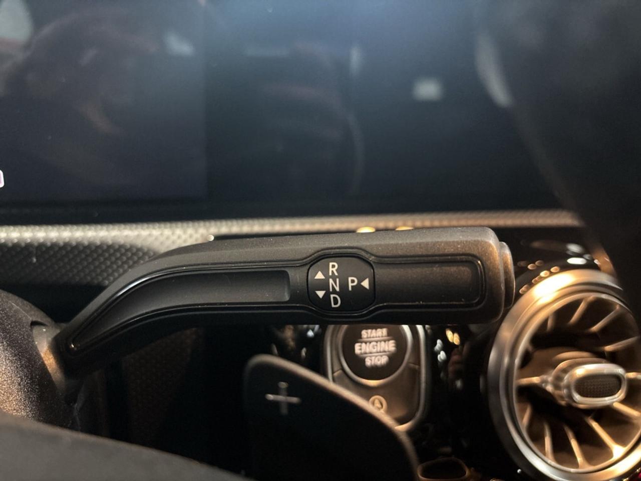 2021 Mercedes-Benz CLA250 4MATIC AMG Pkg / Leather / NAV / CarPlay / Sunroof Photo