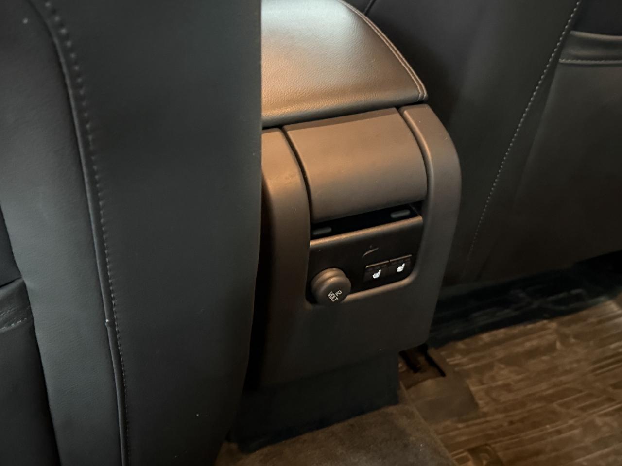 2018 Volvo S60 T6 l AWD l Dynamic l 2.0 l 4Cyl l Navi Pkg l Photo