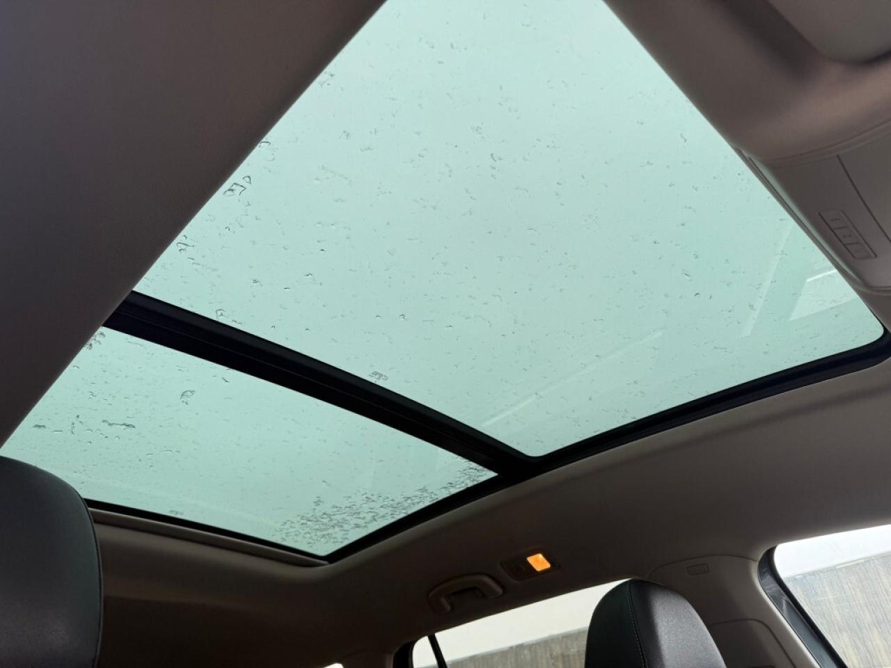 2018 Volkswagen Atlas Highline/7 Seater/NAVI/Leather/ Drive Assist/Sunro Photo