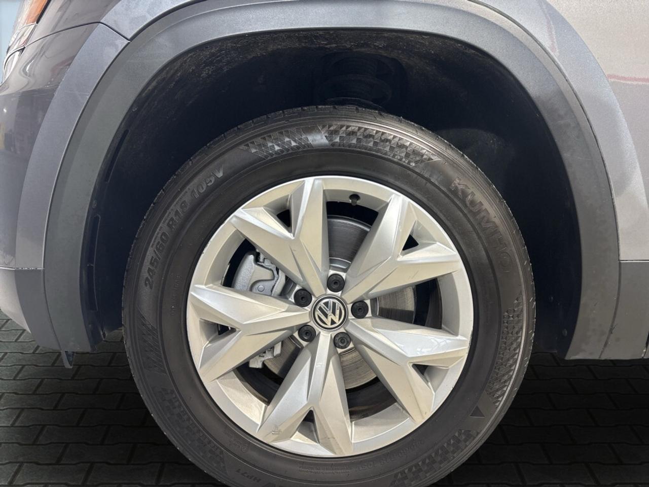 2018 Volkswagen Atlas Highline / 7 Seater / NAV / Leather / Drive Assist Photo