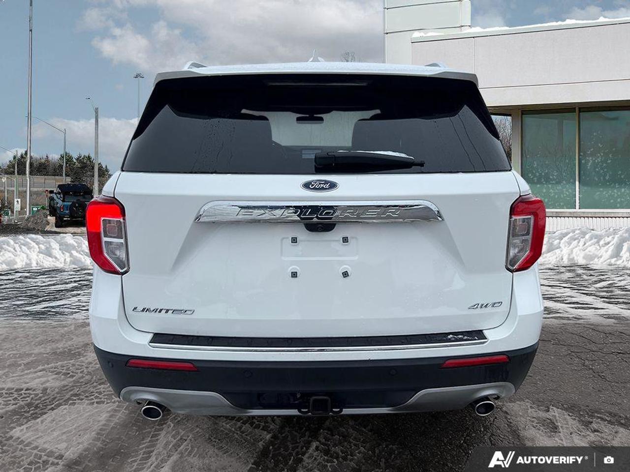 2023 Ford Explorer Limited   LTHR   HTD STEER WHEEL   NAV Photo4