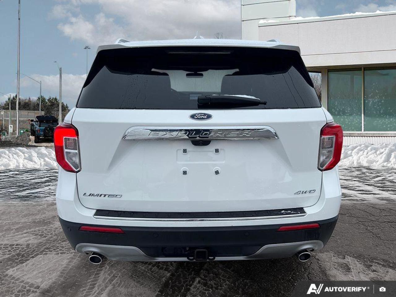 2023 Ford Explorer Limited   LTHR   HTD STEER WHEEL   NAV LTHR   HTD Photo