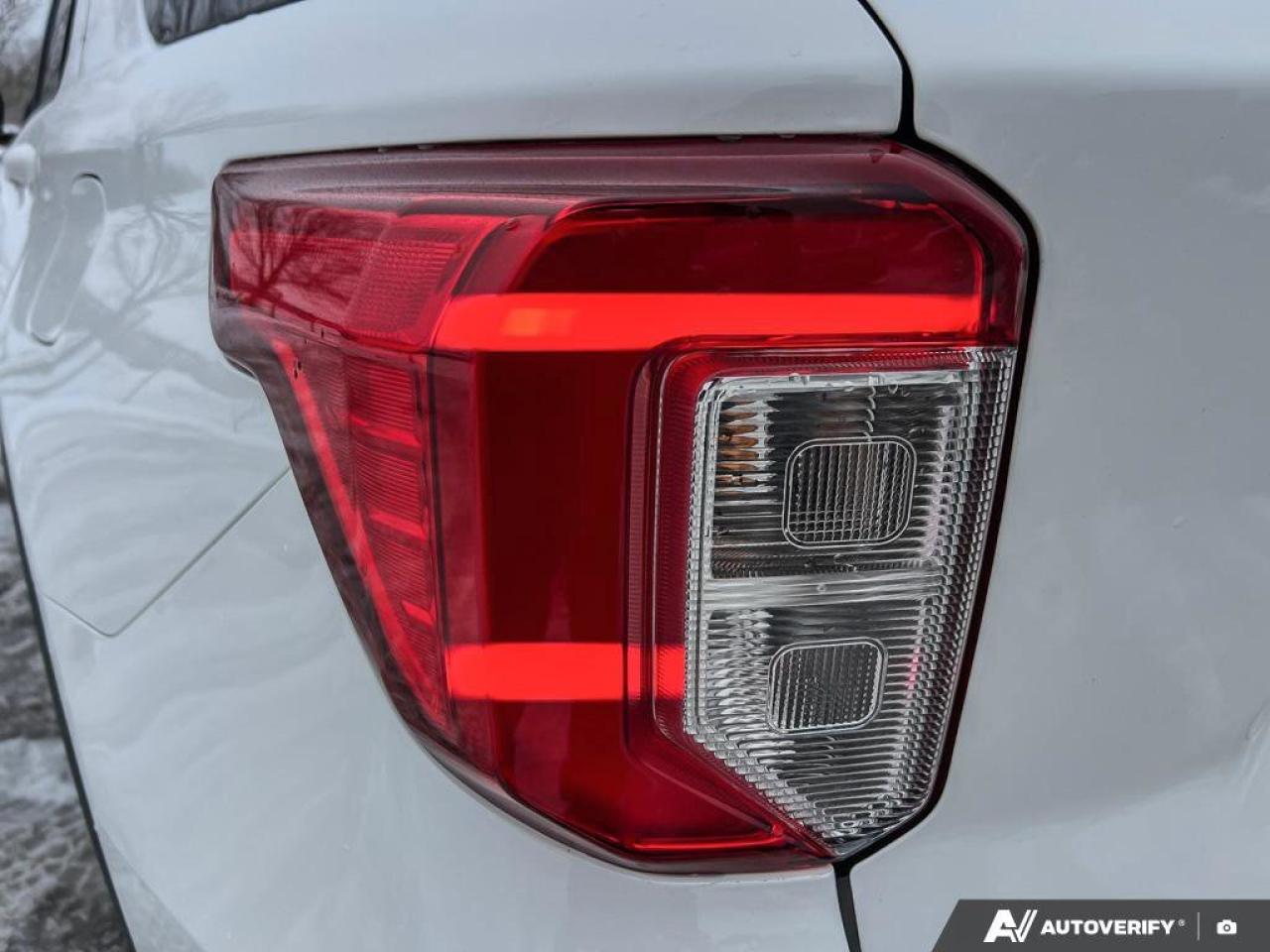 2023 Ford Explorer Limited   LTHR   HTD STEER WHEEL   NAV LTHR   HTD Photo