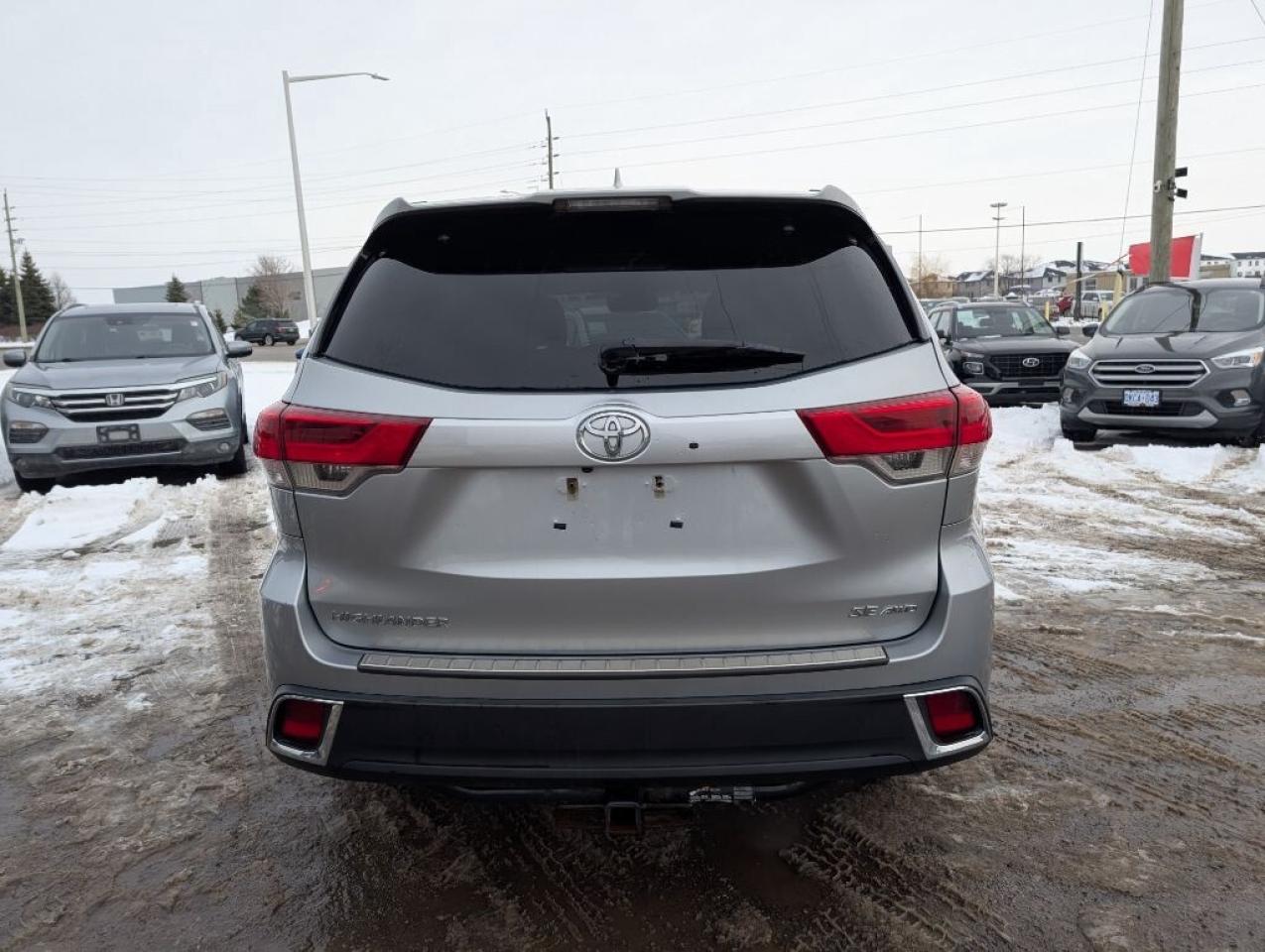 2018 Toyota Highlander XLE  NAV   LEATHER   SUNROOF   CAMERA Photo