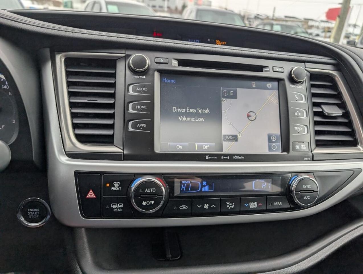 2018 Toyota Highlander XLE  NAV   LEATHER   SUNROOF   CAMERA Photo