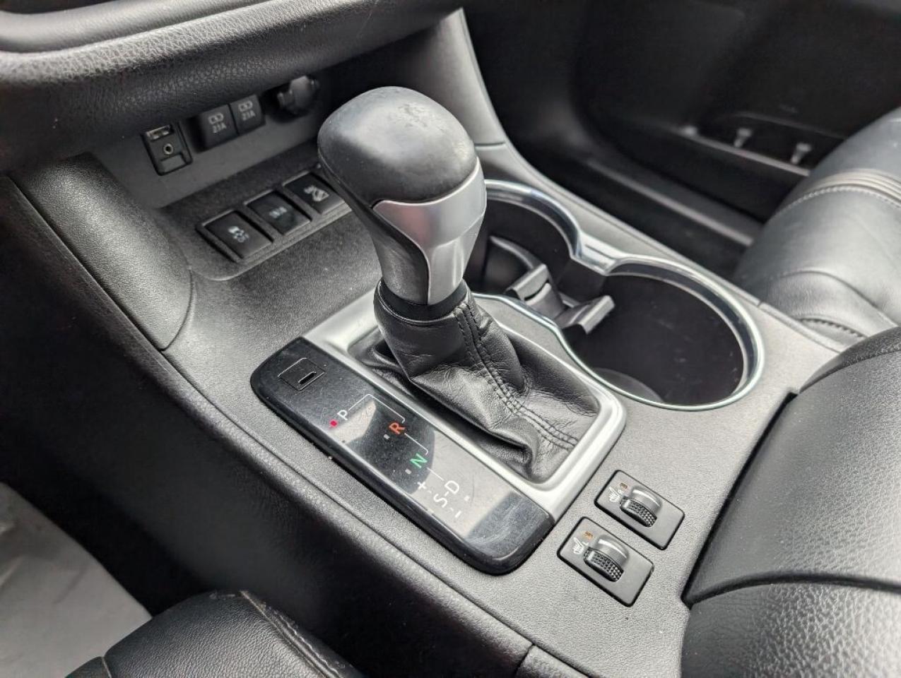 2018 Toyota Highlander XLE  NAV   LEATHER   SUNROOF   CAMERA Photo