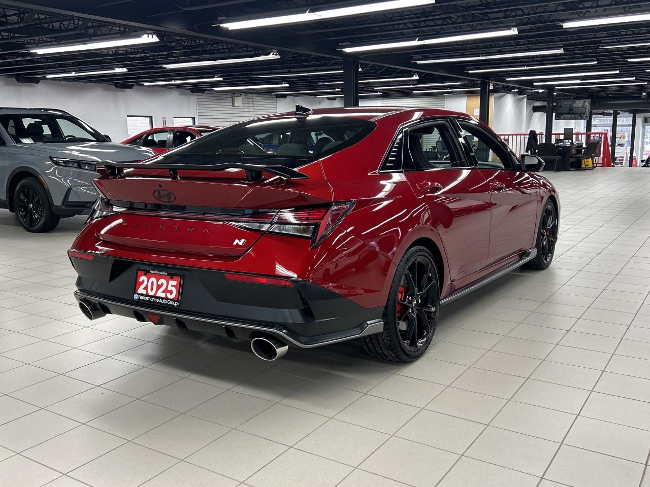 2025 Hyundai Elantra N N  Leather High performance  CarPlay  Navigation Photo4