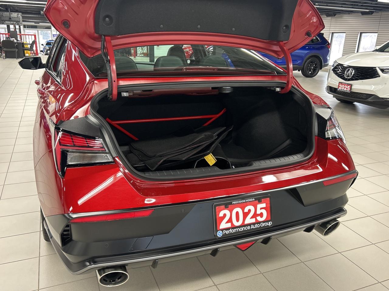 2025 Hyundai Elantra N N  Leather High performance  CarPlay  Navigation Photo