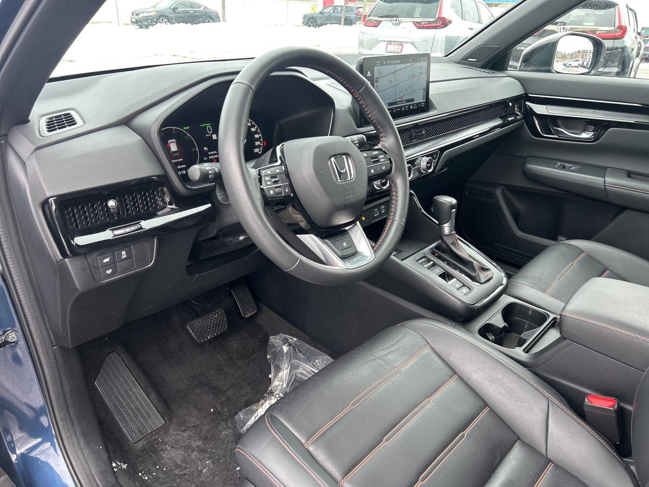 2024 Honda CR-V Hybrid Touring HYBRID Navi  Leather  Sunroof  CarPlay Photo