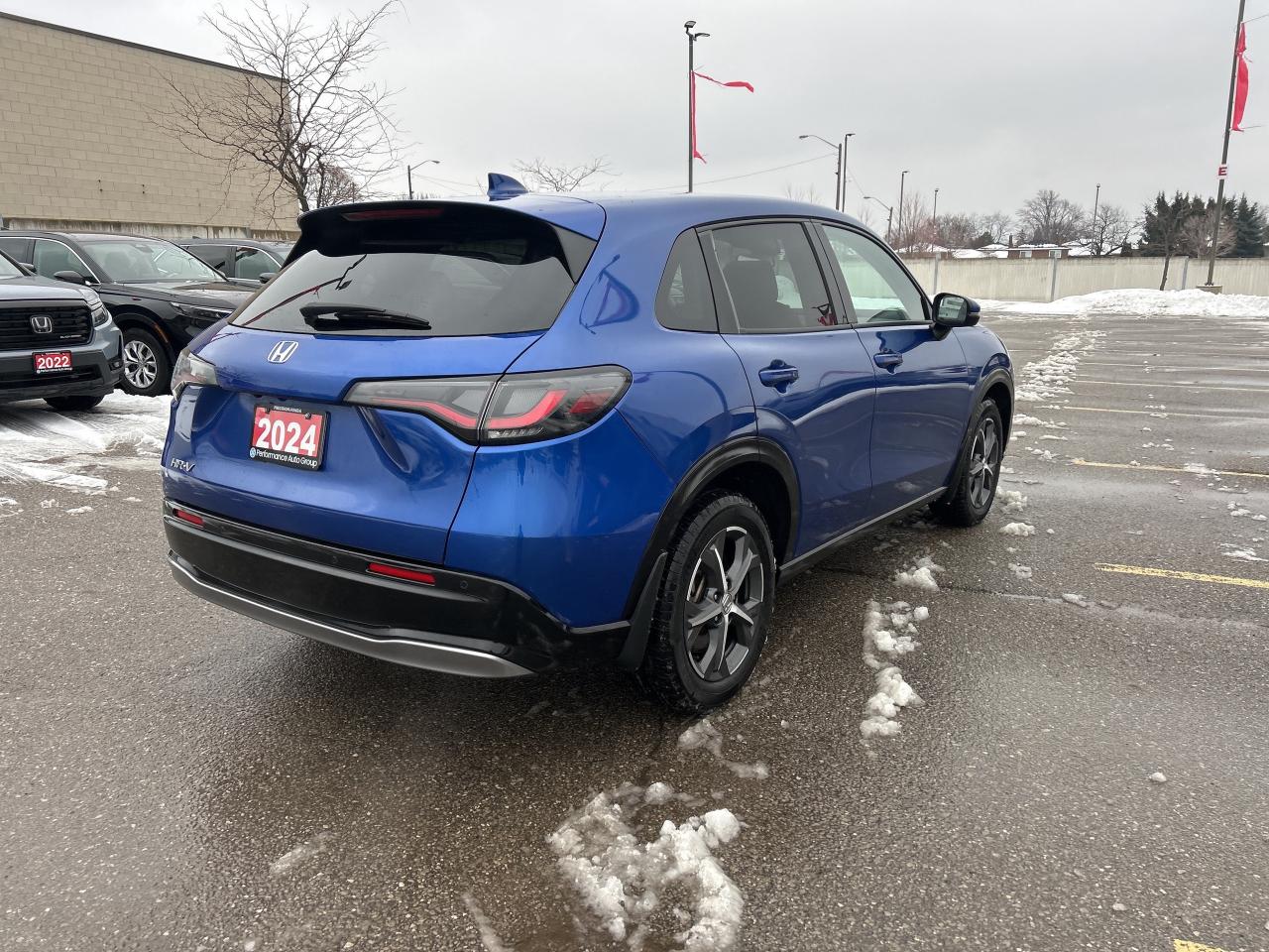 2024 Honda HR-V EX-L Navi Leather -Sunroof  CarPlay  Lanekeep Photo