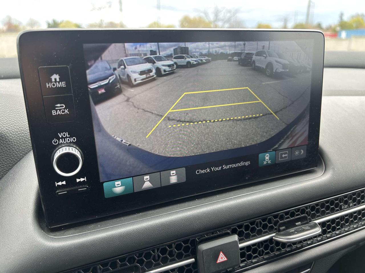 2024 Honda HR-V EX-L Navi Leather -Sunroof  CarPlay  Lanekeep Photo