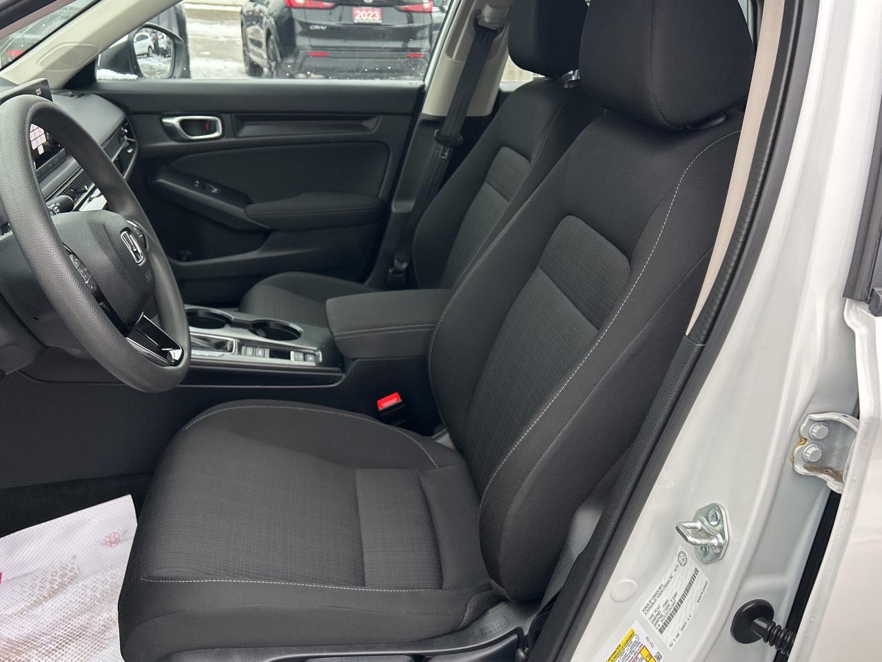 2023 Honda Civic Sedan LX CarPlay Bluetooth Rear Camera Low Kms Photo