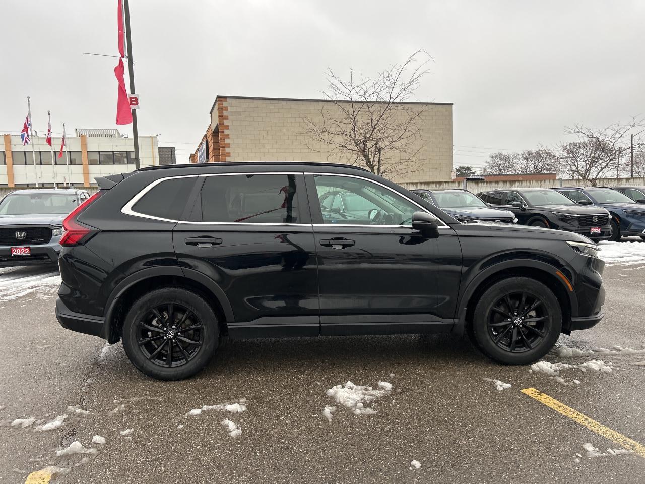 2023 Honda CR-V Sport CarPlay Rear Cam Sunroof Heated Seats Photo