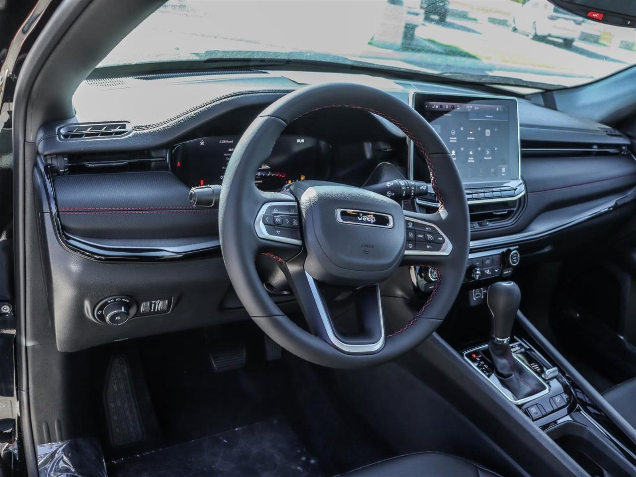 2026 Jeep Compass Trailhawk Photo