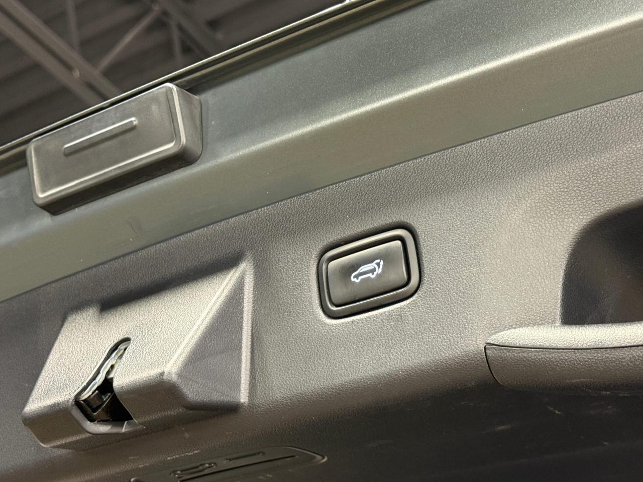 2022 Hyundai Tucson LUXURY   AWD   HYBRID   NO ACCIDENT Photo